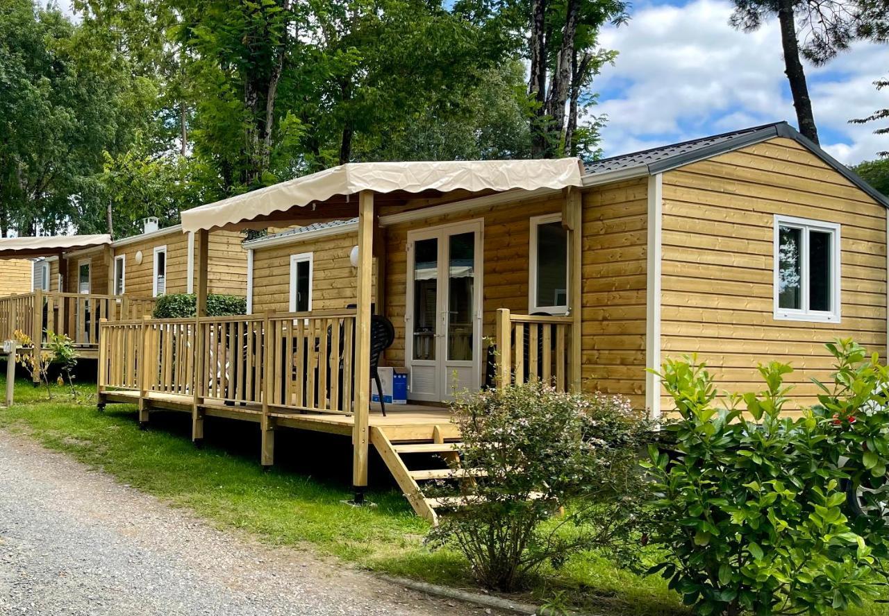 Camping Le Pressoir Petit-Palais-et-Cornemps 외부 사진