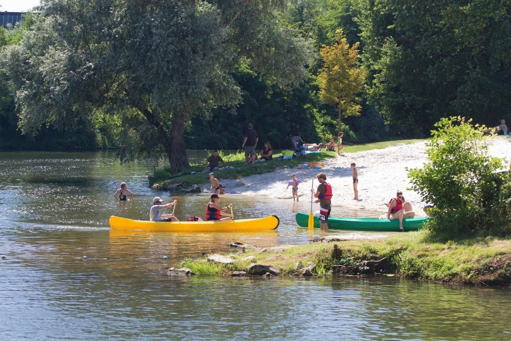 Camping Le Pressoir Petit-Palais-et-Cornemps 외부 사진